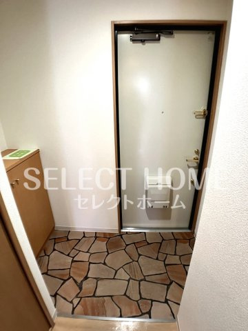 【玄関】 | 第4カネイ本町ビル | 明るい玄関です
同型タイプ