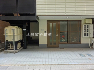 【エントランス】