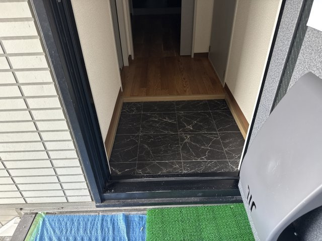 ディアス宮脇Ａ棟の玄関