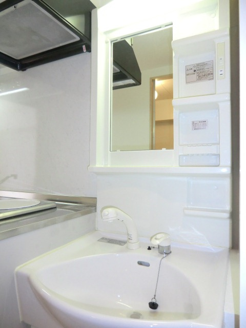 グランパシフィック十三の独立洗面台