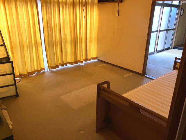 加広町　中古戸建　8DKの内装