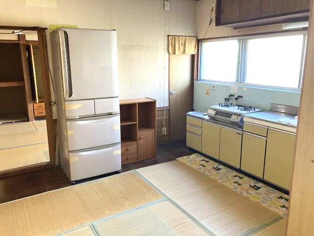 加広町　中古戸建　8DKのキッチン