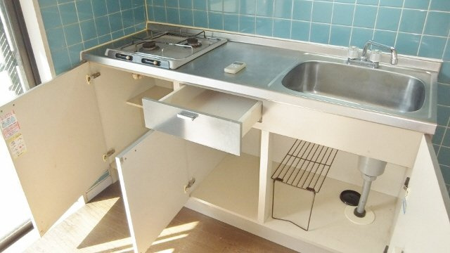 ブルースカイ原木の設備|使い勝手の良いキッチンです