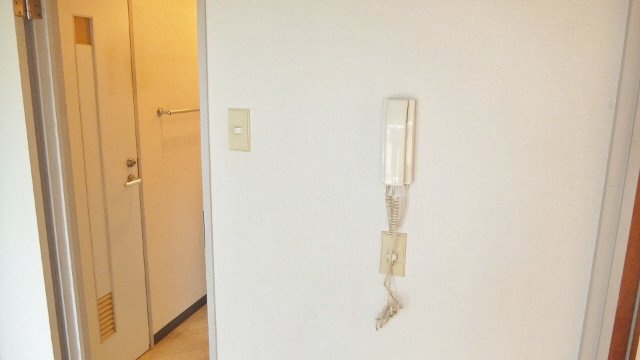 ブルースカイ原木|インターホン付