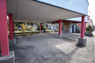 【駐車場】 | 本名町　売事務所