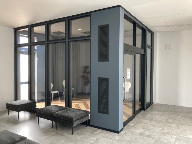 都城市高城町穂満坊の事務所のその他|喫煙室です