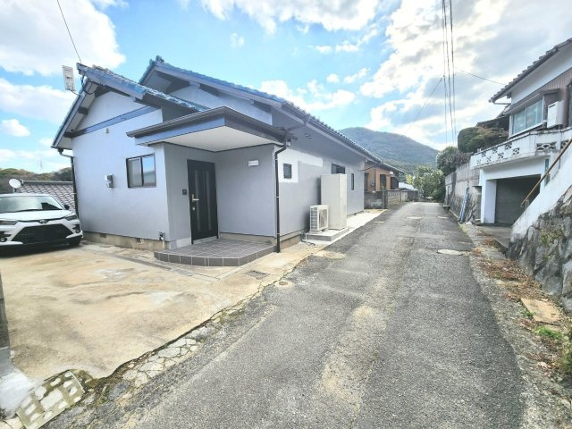 RESET HOUSE－リセットハウス－八幡西区別当町　【八幡西区　中古戸建】の前面道路含む現地写真|交通量も少なく駐車しやすい♪【八幡西区　中古戸建　リノベーション】