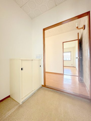 【玄関】 | エルディム川内A