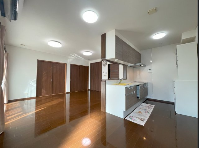 氷川町宮原　中古の居間・リビング