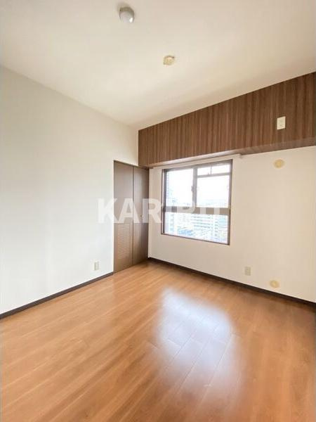 パードレ関目の洋室