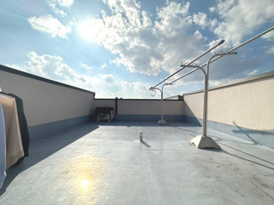 【バルコニー】 | 豊中市西緑丘3丁目戸建