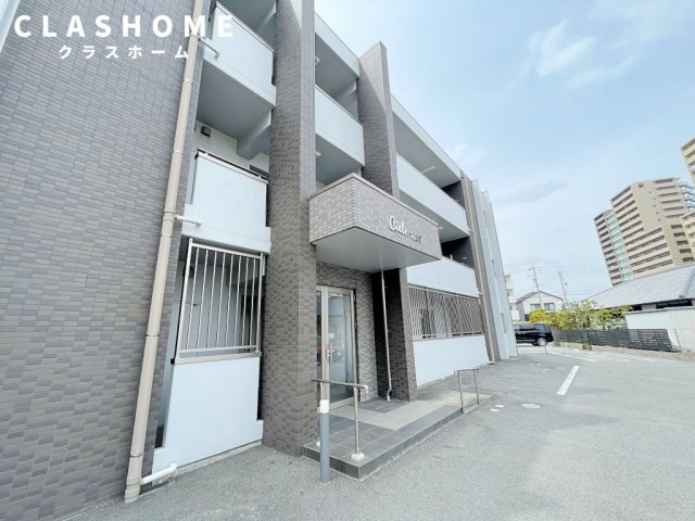 CIELO末広町のエントランス