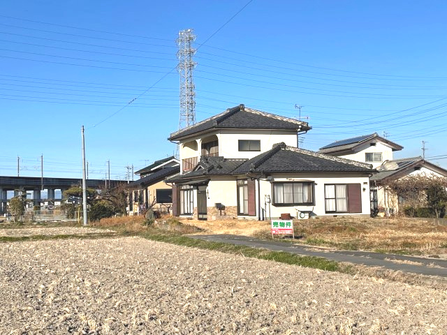 藤岡市岡之郷　中古700の外観