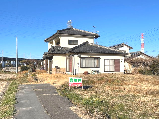 藤岡市岡之郷　中古700の外観