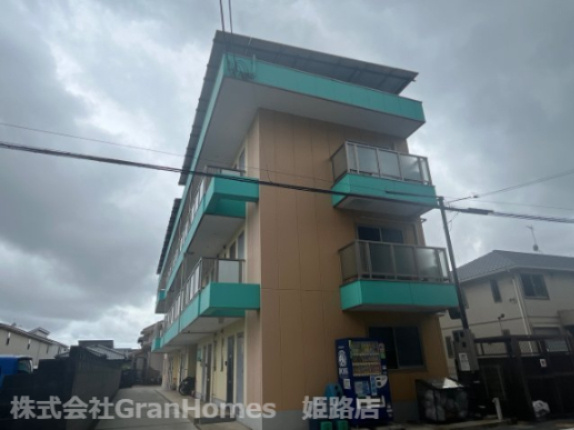 ヴィーナス英賀保の外観