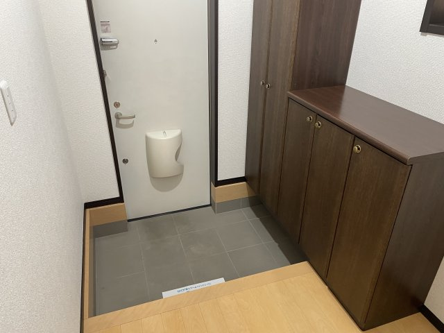 【玄関】