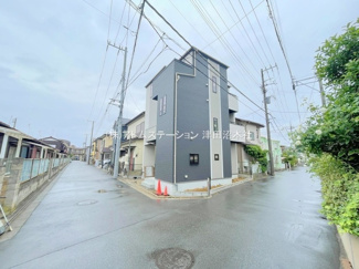 【前面道路含む現地写真】