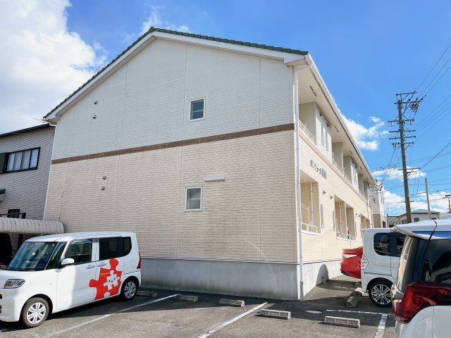 ボンジュール桃山の外観