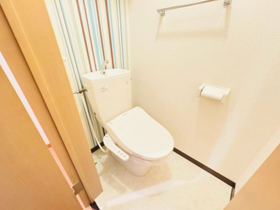 【トイレ】 | 【CP対象】グランソアレ西町 | 落ち着いた色調のトイレです
