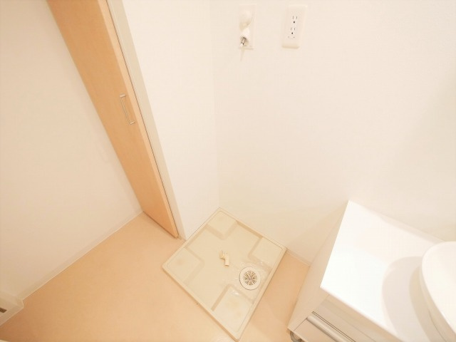 グランルージュ谷町六丁目の洗面所