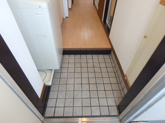 グリーンコーポさのの玄関