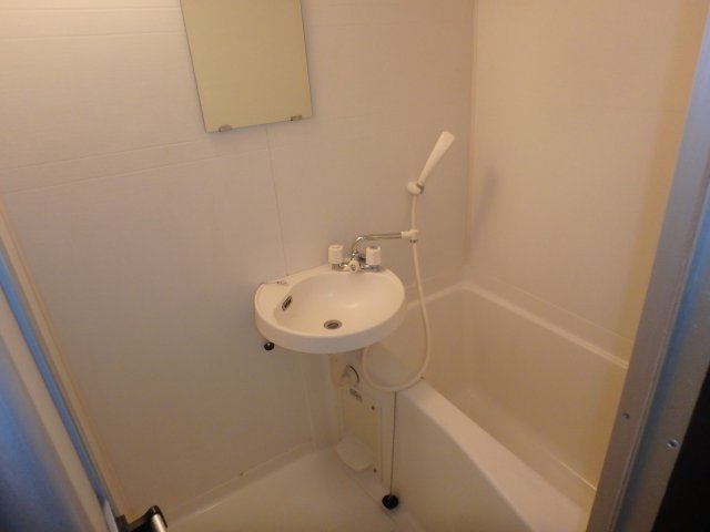 グリーンコーポさのの浴室