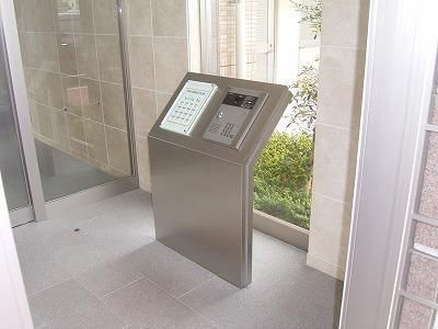 【エントランス】 | ヴィラN