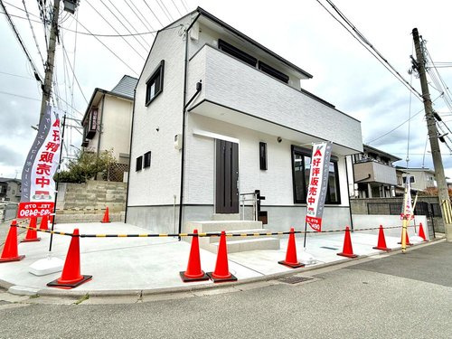 大原野上里男鹿町の外観