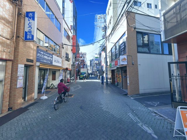 タカハシビルの周辺