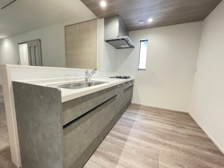 【キッチン】 | 鳳中町8丁　新築戸建て | キッチンでお料理をお楽しみください