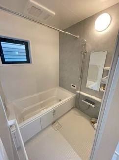 【浴室】 | 鳳中町8丁　新築戸建て | 広々した浴槽です