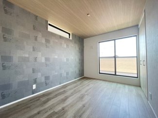 【洋室】 | 鳳中町8丁　新築戸建て | 個人の部屋や寝室として使える洋室です