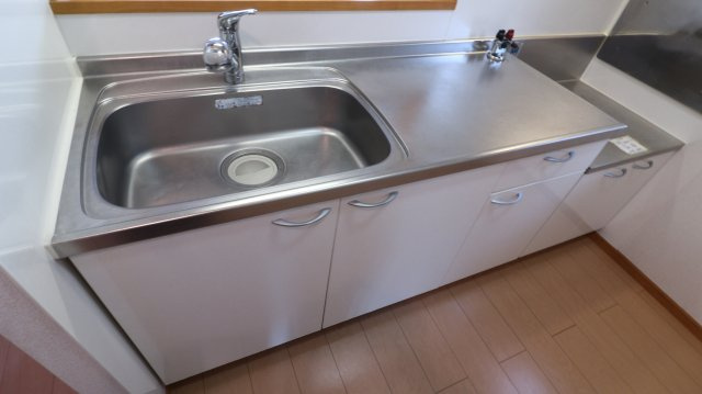 明石市大蔵谷奥のアパートのキッチン