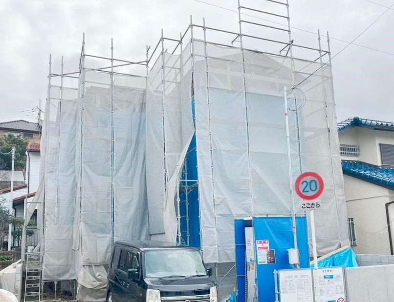 枚方市楠葉面取町　新築一戸建ての前面道路含む現地写真|前面道路含む現地写真です