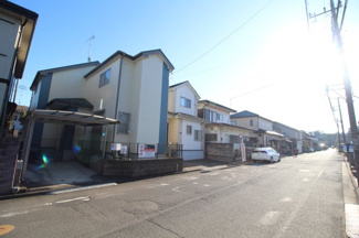 【前面道路含む現地写真】