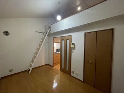 【居間・リビング】 | SKコート竹下 | 別号室の写真になります。現況優先。