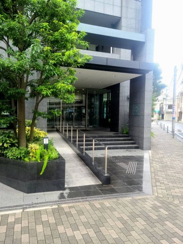 シティタワー池袋ウエストゲートのエントランス