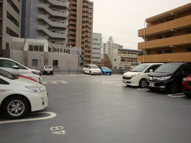 シティタワー池袋ウエストゲートの駐車場