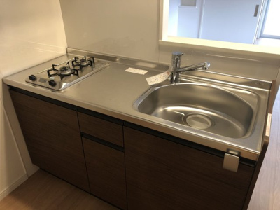 【キッチン】 | ラ・ピスタ | 別号室の写真になります。現況優先。