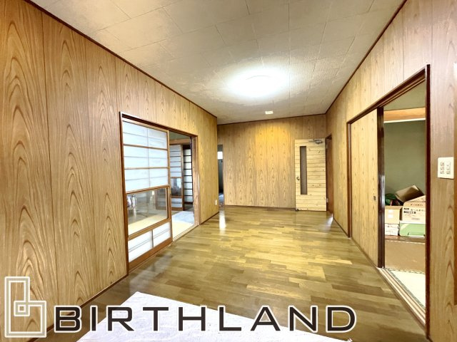 開成六丁目　中古戸建ての玄関