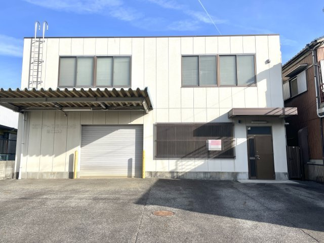 中川好本貸工場の外観
