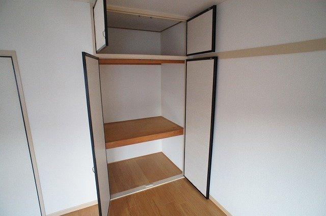 シティハイツ毛呂Ｂの収納