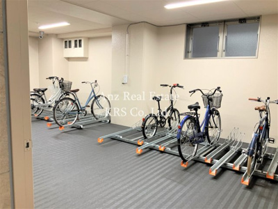 【その他】 | 藤の邸 京町堀 | 屋内駐輪場です！雨風から自転車を守ります！
