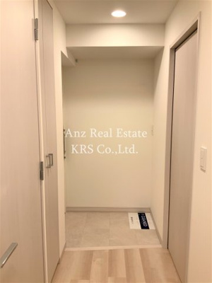 【玄関】 | 藤の邸 京町堀 | ダウンライトがあって明るい玄関です！