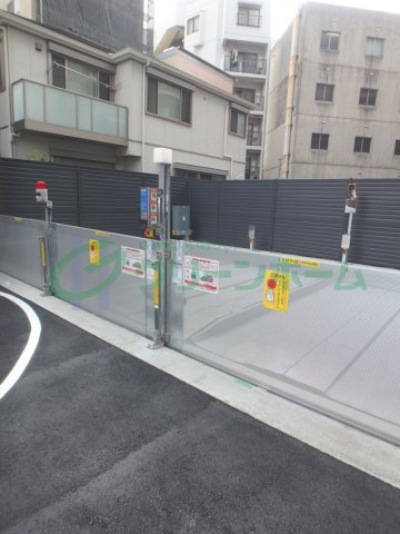 大阪市東成区東小橋１丁目の賃貸マンションの駐車場