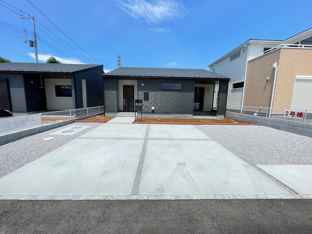 上里町七本木第５（全6棟）2号棟の駐車場