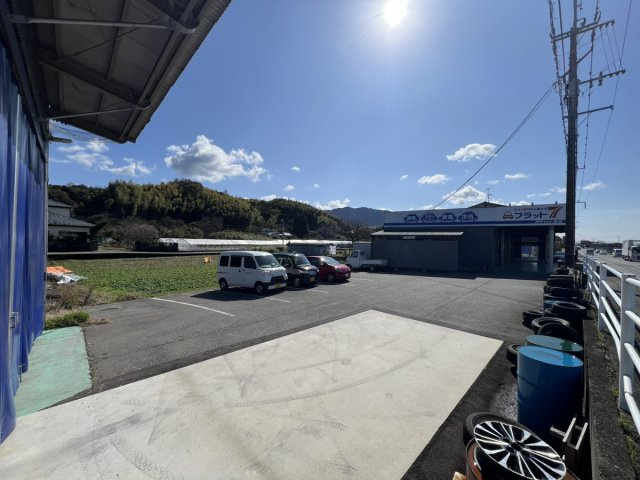 氷川町野津　売り店舗・事務所の駐車場