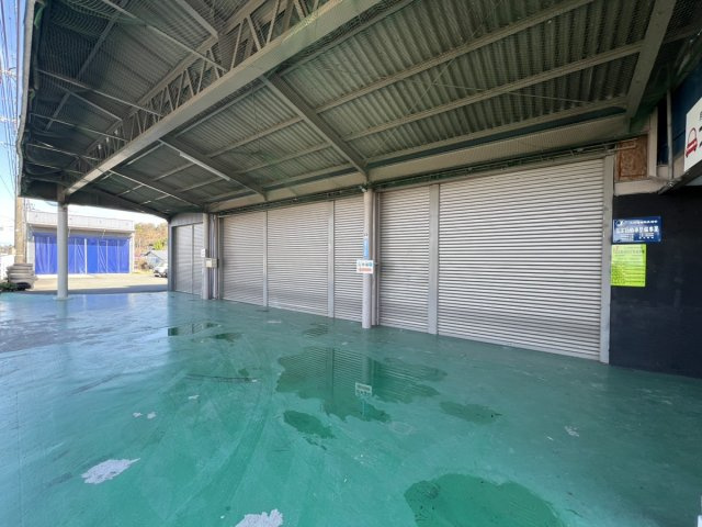 氷川町野津　売り店舗・事務所のエントランス