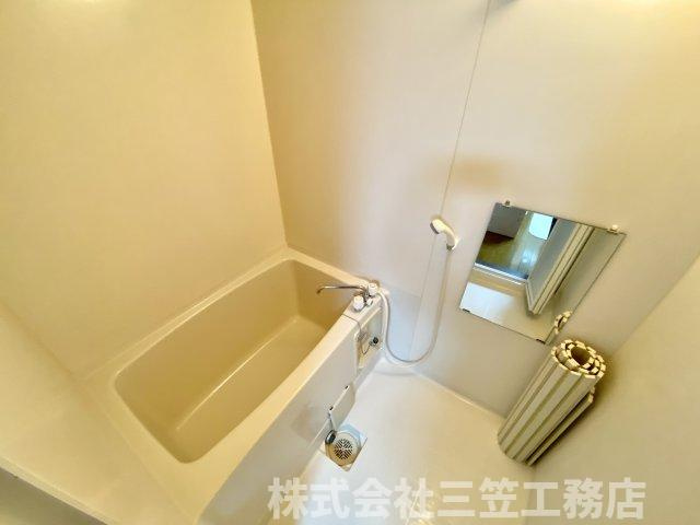 ベルフラワー御殿山の浴室