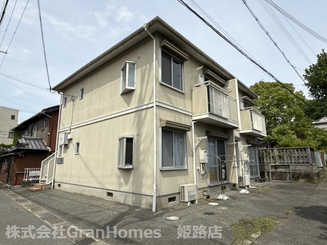 タウニィ旭の外観